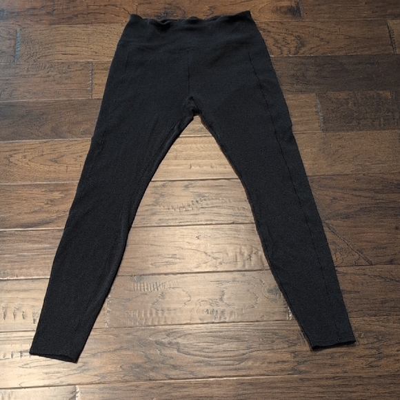 Branwyn Essential Leggings | 85% Merino Wool | Black | Large - Picture 3 of 9